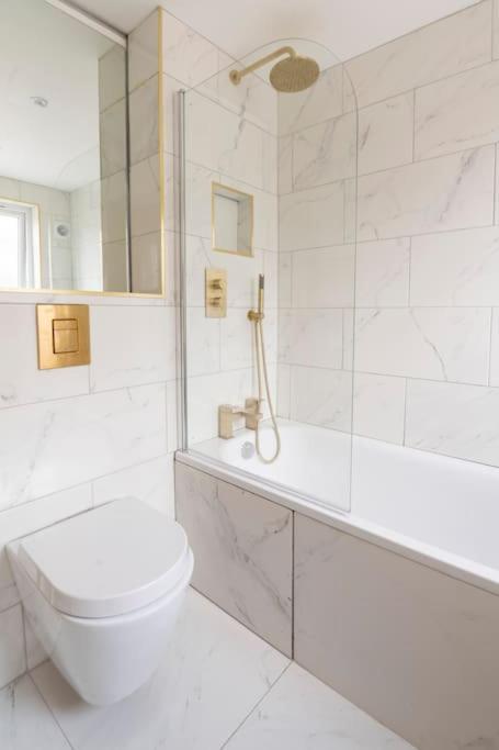 Riverside Serviced Apartments London Exterior photo