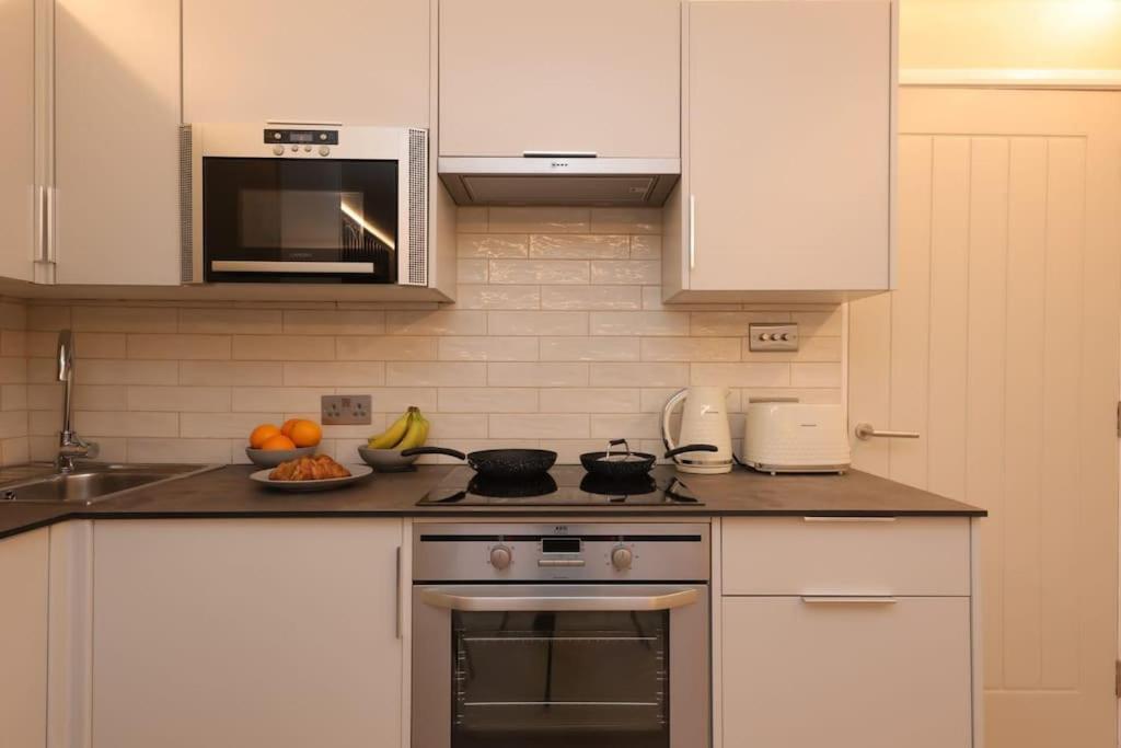 Riverside Serviced Apartments London Exterior photo