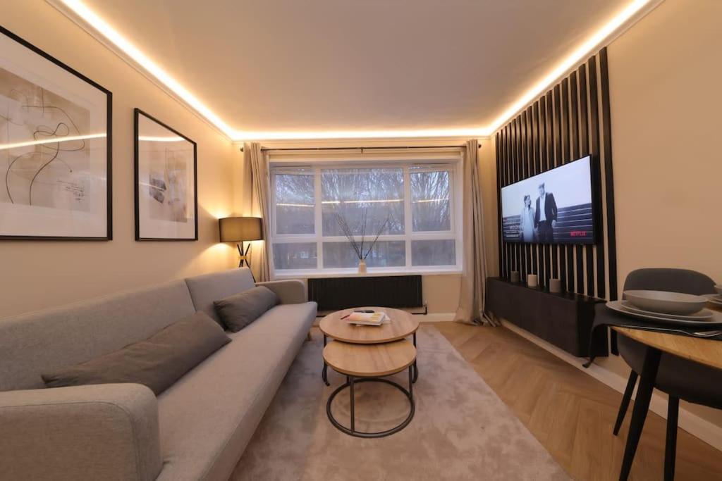 Riverside Serviced Apartments London Exterior photo
